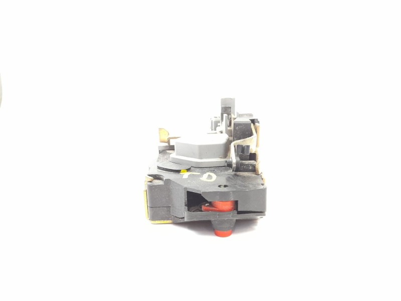 Recambio de cerradura puerta trasera derecha para peugeot 206 berlina 1.4 i referencia OEM IAM   