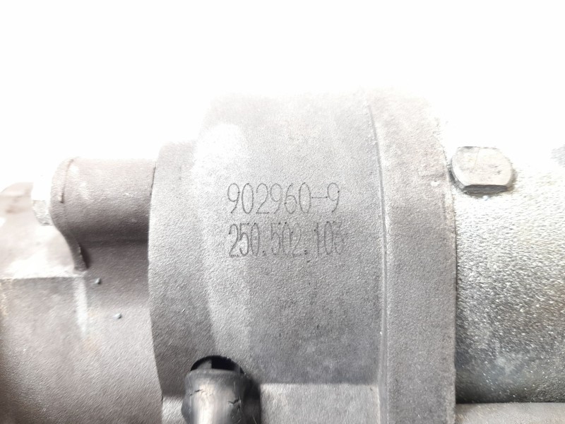 Recambio de motor arranque para kia carnival ii 2.9 crdi lx referencia OEM IAM 250502103  