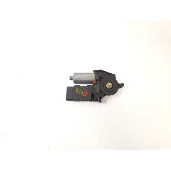 MOTOR ELEVALUNAS DELANTERO DERECHO 0130821694 