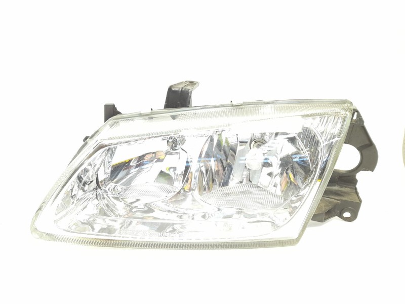 Recambio de faro izquierdo para nissan almera ii hatchback (n16) 1.8 referencia OEM IAM 082151188L  