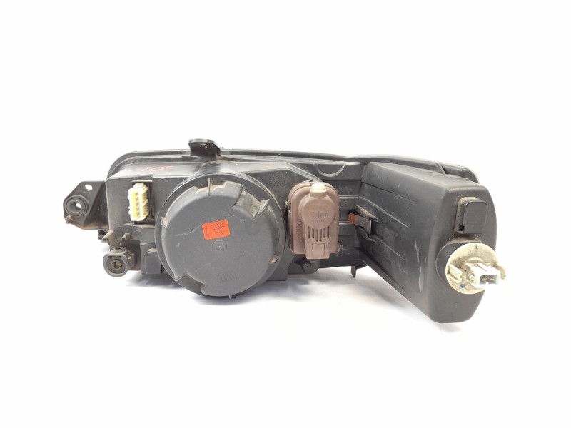 Recambio de faro derecho para peugeot 306 (7b, n3, n5) 1.9 sld referencia OEM IAM 88203989D  