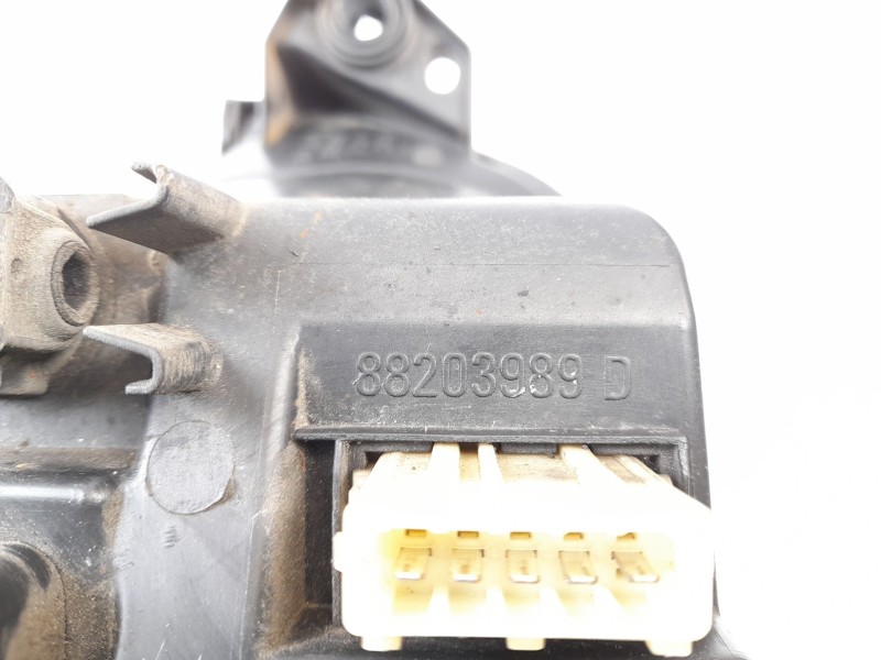 Recambio de faro derecho para peugeot 306 (7b, n3, n5) 1.9 sld referencia OEM IAM 88203989D  
