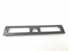 Recambio de molduras delanteras para audi a6 c5 (4b2) 2.5 tdi referencia OEM IAM 4B0863321  