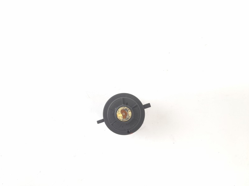 Recambio de interruptor para audi a6 c5 (4b2) 2.5 tdi referencia OEM IAM 662159  