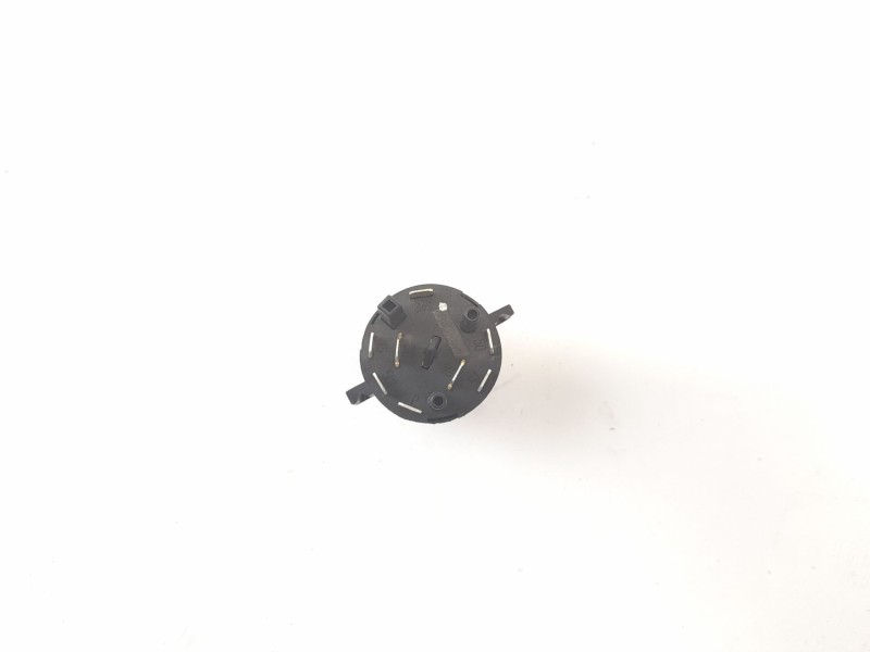 Recambio de interruptor para audi a6 c5 (4b2) 2.5 tdi referencia OEM IAM 662159  