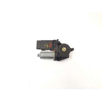 MOTOR ELEVALUNAS DELANTERO IZQUIERDO 0130821695 