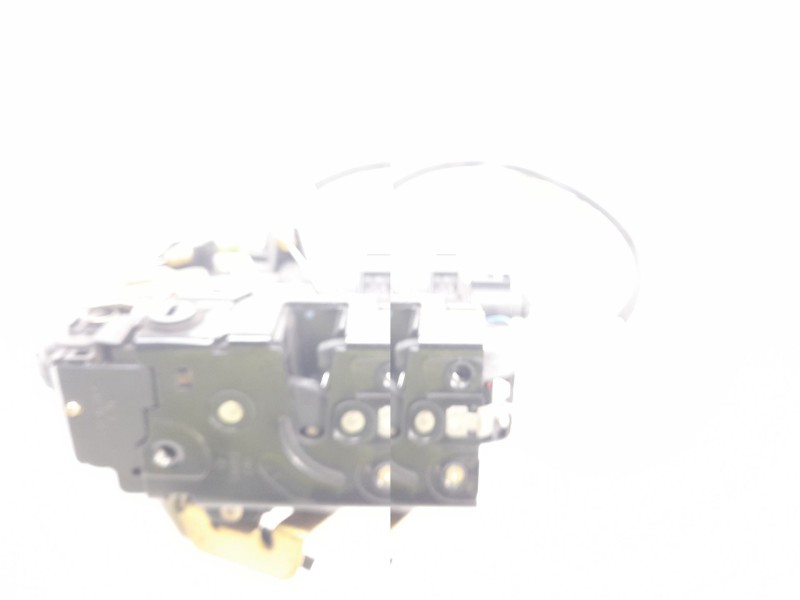 Recambio de cerradura puerta trasera izquierda para audi a6 c5 (4b2) 2.5 tdi referencia OEM IAM   