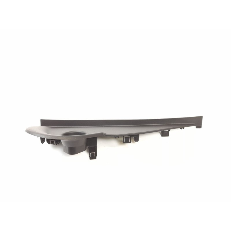 Recambio de moldura para smart fortwo coupé (453) 0.9 (453.344, 453.353) referencia OEM IAM A4536808100  