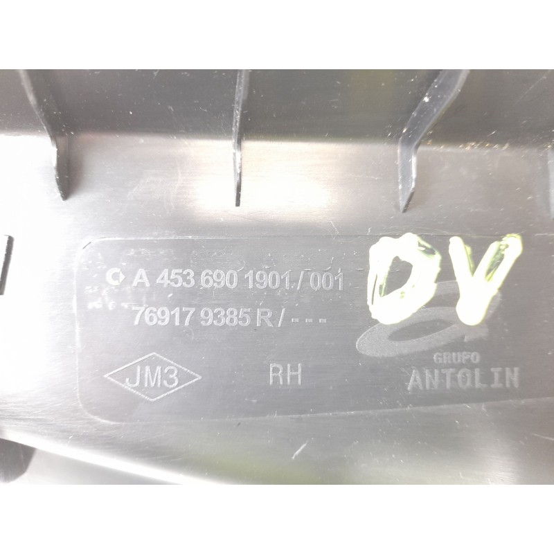 Recambio de moldura para smart fortwo coupé (453) 0.9 (453.344, 453.353) referencia OEM IAM A4536901901  