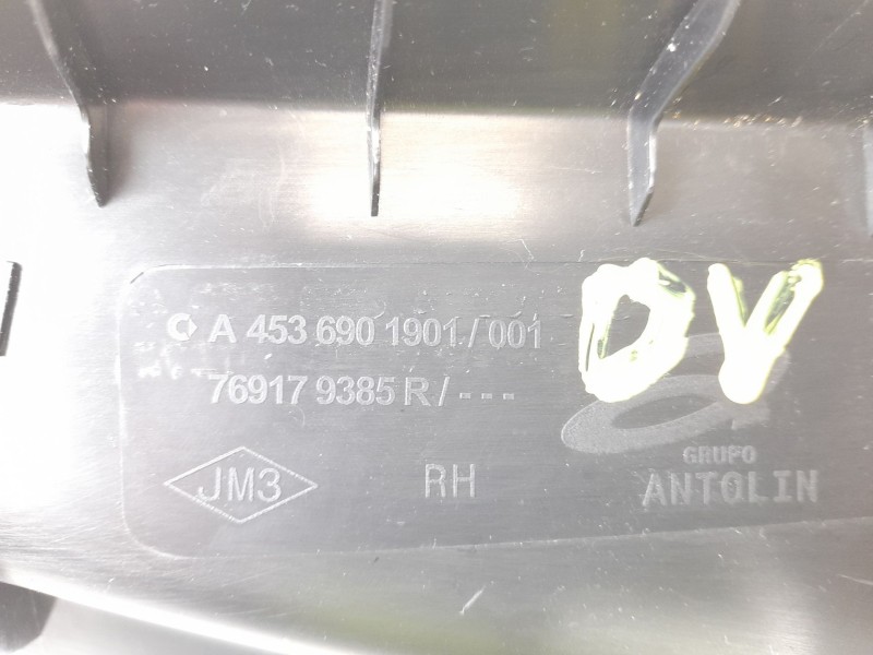 Recambio de moldura para smart fortwo coupé (453) 0.9 (453.344, 453.353) referencia OEM IAM A4536901901  