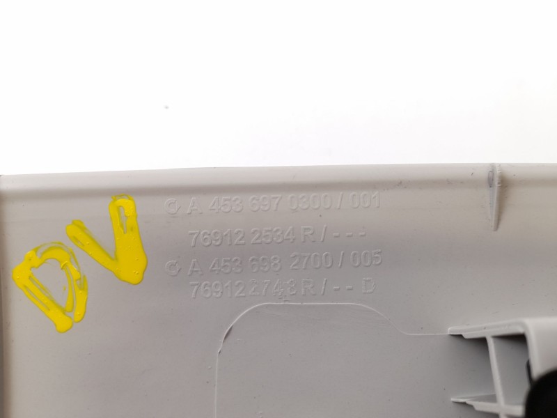Recambio de moldura para smart fortwo coupé (453) 0.9 (453.344, 453.353) referencia OEM IAM A4536970300  