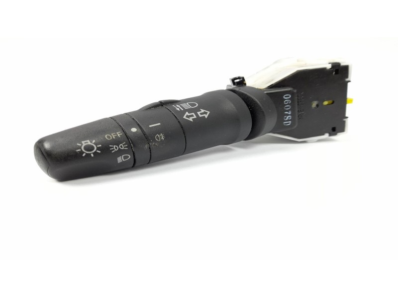 Recambio de mando luces para nissan note (e11e) 1.5 dci referencia OEM IAM PA6+GF30  