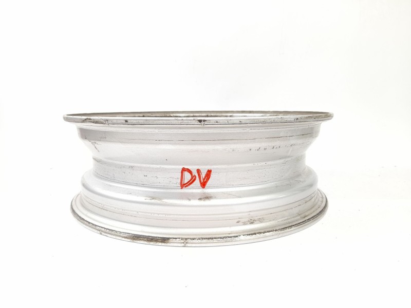 Recambio de llanta para microcar virgo 0.5 d referencia OEM IAM 1001004  