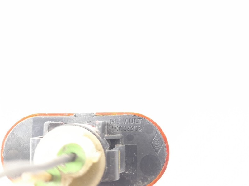 Recambio de piloto lateral derecho para renault scenic i (ja..) 2.0 16v rx4 referencia OEM IAM 7700822136  