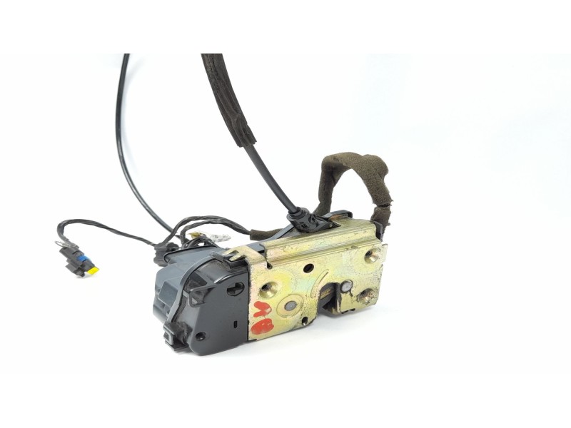 Recambio de cerradura puerta trasera derecha para renault scenic ii 1.9 dci diesel referencia OEM IAM 8200235839  