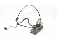 Recambio de cerradura puerta trasera izquierda para renault scenic ii 1.9 dci diesel referencia OEM IAM 8200235839  