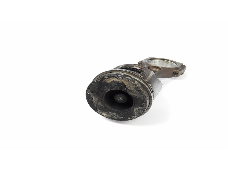 Recambio de piston para renault scenic ii 1.9 dci diesel referencia OEM IAM   