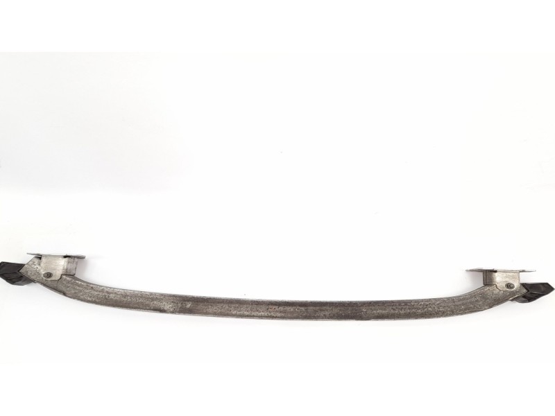 Recambio de refuerzo paragolpes trasero para renault scenic ii 1.9 dci diesel referencia OEM IAM 8200021828  