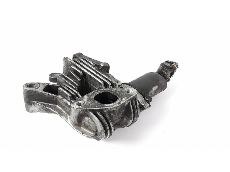 Recambio de valvula egr para renault scenic ii 1.9 dci diesel referencia OEM IAM 70007504  