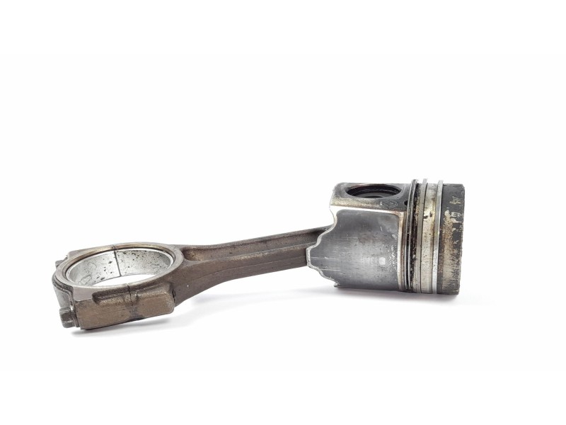 Recambio de piston para renault scenic ii 1.9 dci diesel referencia OEM IAM   