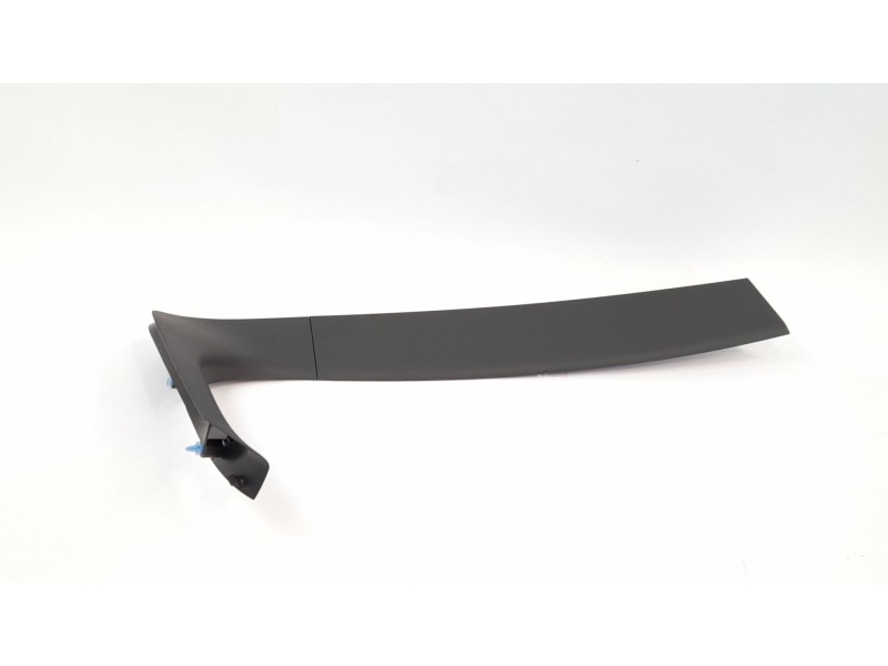 Recambio de guarnecido porton trasero para renault megane iii coupe dynamique referencia OEM IAM 909020006R 634140040 