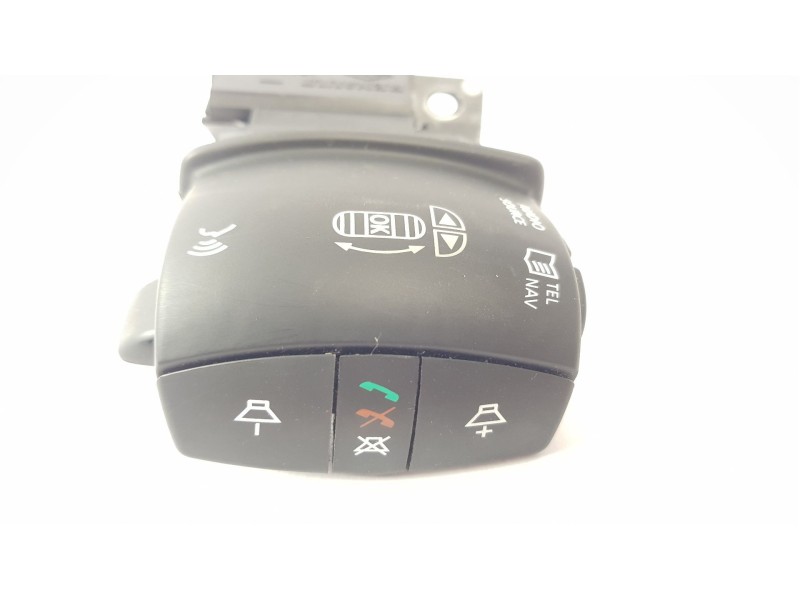 Recambio de mando volante para renault megane iii coupe dynamique referencia OEM IAM 255520014R  