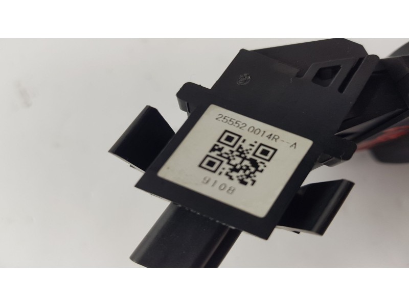 Recambio de mando volante para renault megane iii coupe dynamique referencia OEM IAM 255520014R  