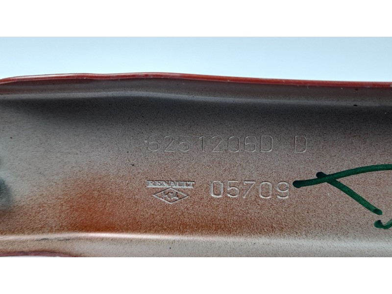 Recambio de soporte faro derecho para renault megane iii coupe dynamique referencia OEM IAM 6251206D 05709 