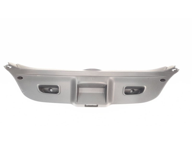 Recambio de guarnecido porton trasero para renault megane iii coupe dynamique referencia OEM IAM 909000162R  