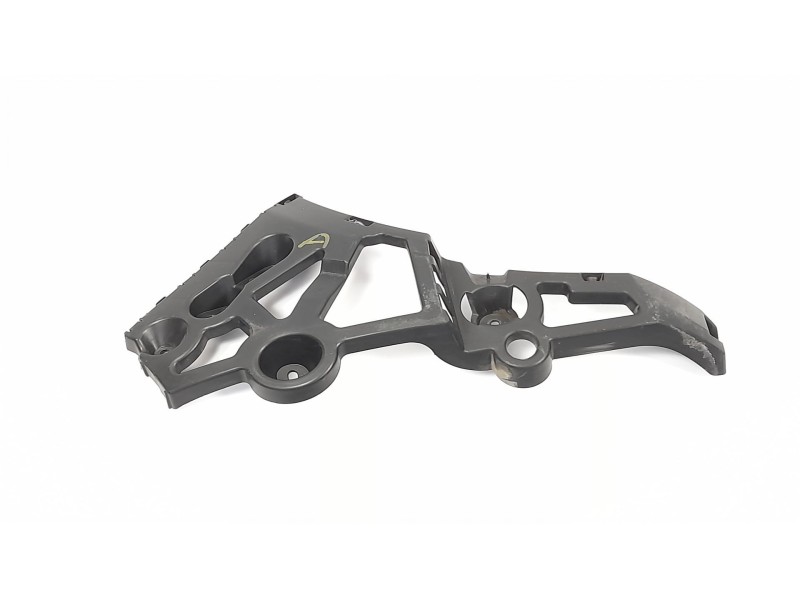 Recambio de molduras traseras para renault megane iii coupe dynamique referencia OEM IAM 850440010R 0001032274 