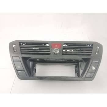 REJILLA DEL AIRE DELANTERA CENTRAL 303845 