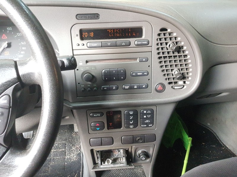 saab 9-3 (ys3d) del año 2000