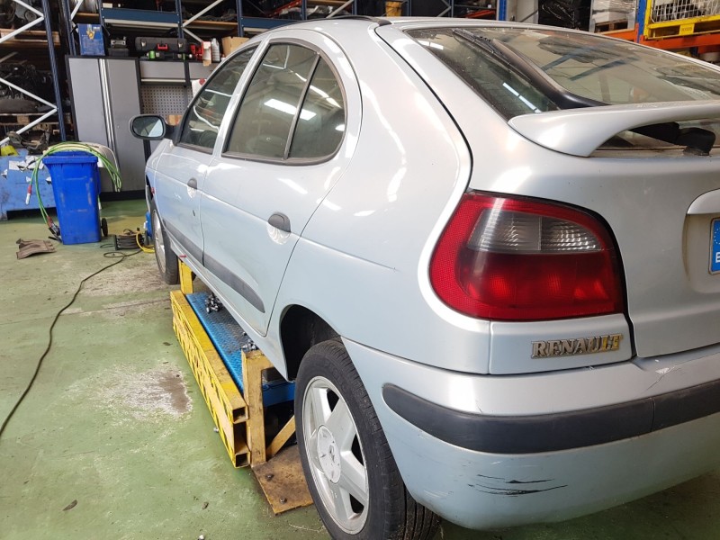 renault megane i (ba0/1_) del año 1997