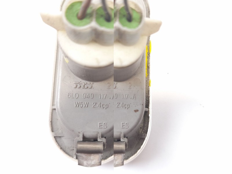 Recambio de piloto lateral izquierdo para seat leon (1p1) 1.9 tdi referencia OEM IAM 6L0949117A  