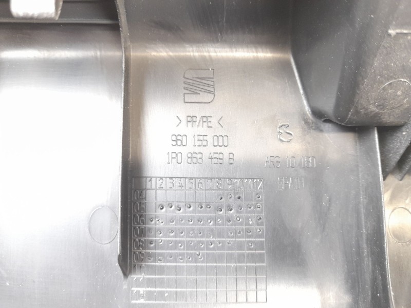 Recambio de moldura para seat leon (1p1) 1.9 tdi referencia OEM IAM 1P0863459B 960155000 