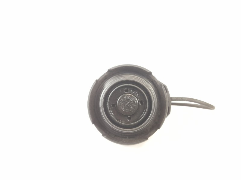 Recambio de tapon combustible para seat leon (1p1) 1.9 tdi referencia OEM IAM 1J0201553AD  