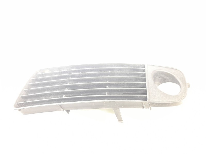 Recambio de rejilla paragolpes izquierdo para audi a6 c5 (4b2) 2.5 tdi referencia OEM IAM 4B0807681JL  