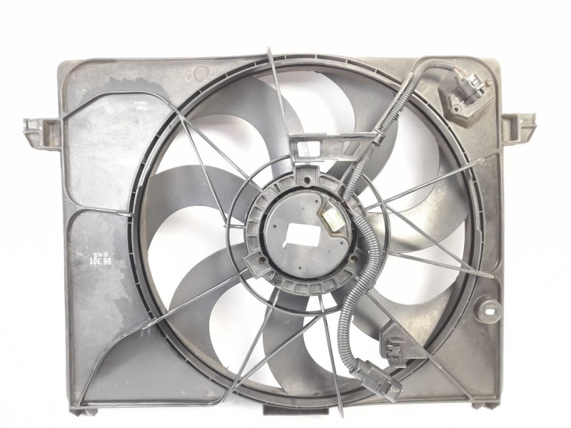 Recambio de electroventilador para kia carens iii monospace un 2.0 crdi referencia OEM IAM GPBF00S3A2395  