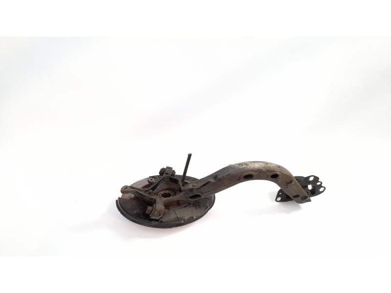 Recambio de mangueta trasera derecha para bmw serie 3 touring (e46) 320d referencia OEM IAM 2J052  
