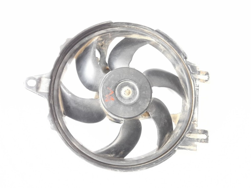 Recambio de electroventilador para ford courier pick-up 1.8 d referencia OEM IAM 89FB8146CF  