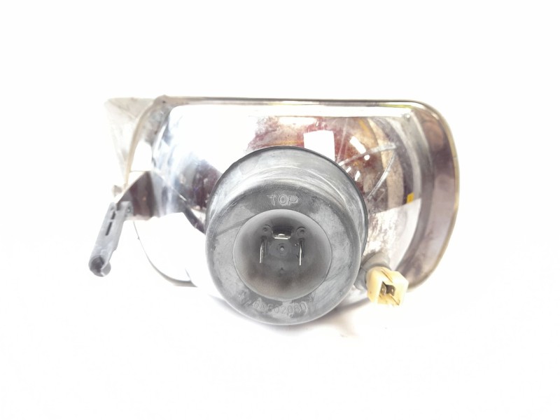 Recambio de faro izquierdo para peugeot 205 furgón 1.8 d referencia OEM IAM 061831  