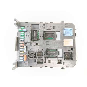 CAJA RELES / FUSIBLES 966405908001 