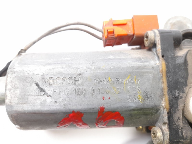 Recambio de elevalunas delantero derecho para citroen zx 1.9 d referencia OEM IAM 0130821688  