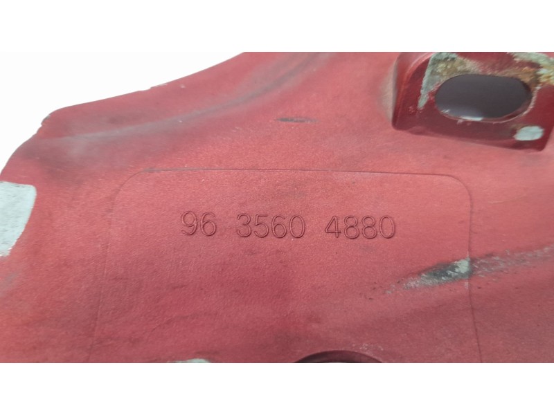 Recambio de rejilla delantera para citroen berlingo 1.9 diesel referencia OEM IAM 9635604880 9635603977 