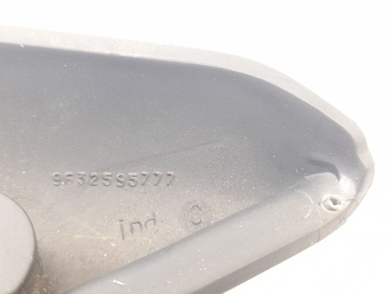 Recambio de moldura para citroen c5 ii (rc_) 2.0 hdi (rcrhrh) referencia OEM IAM 9632595777  