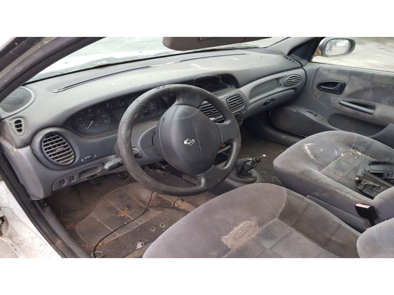 renault megane i (ba0/1_) del año 1996