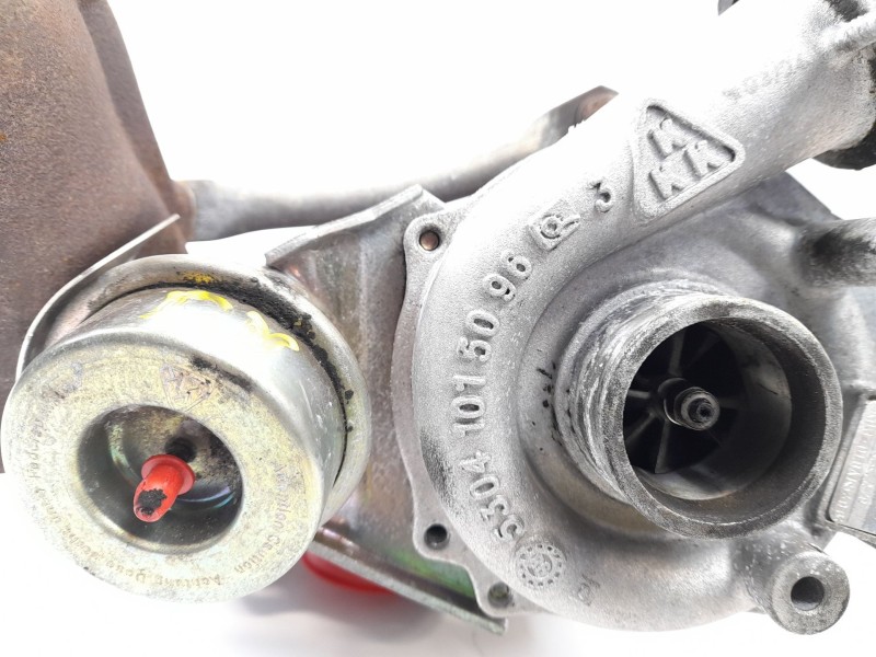 Recambio de turbocompresor para citroen xantia berlina 2.0 hdi sx referencia OEM IAM 53041015096  