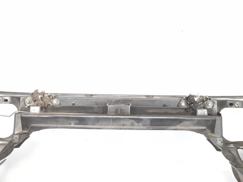 Recambio de panel frontal para citroen xantia berlina 2.0 hdi sx referencia OEM IAM 9606938580  