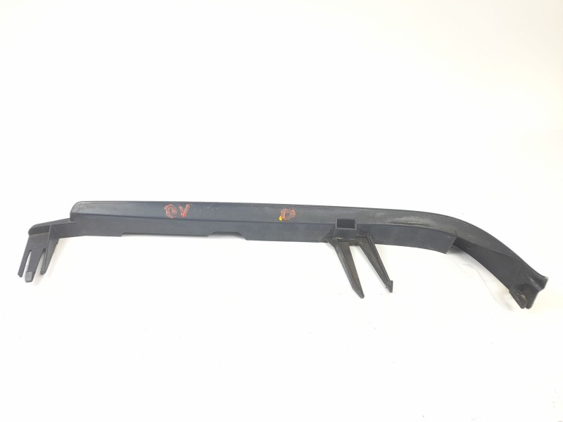 Recambio de molduras delanteras para volvo 460 (464) 1.8 referencia OEM IAM   