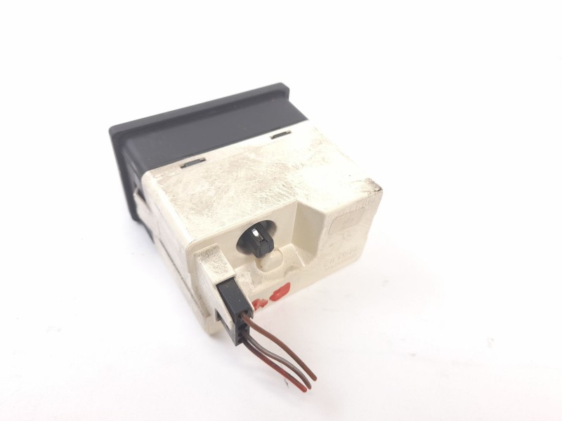 Recambio de pantalla multifuncion para volvo 460 (464) 1.8 referencia OEM IAM 466686  